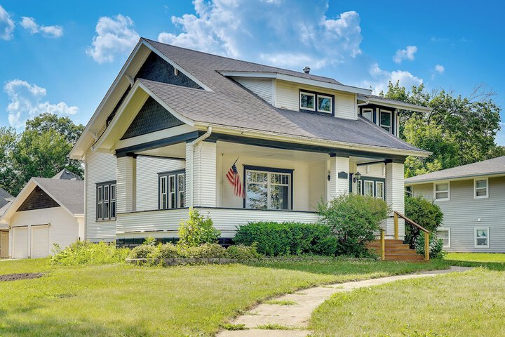 Sioux Center Home Near Dordt University