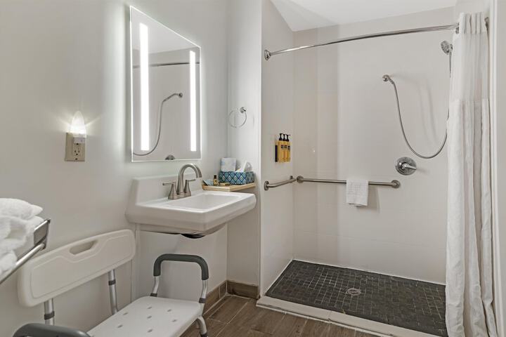 Best Western Plus Brunswick Bath