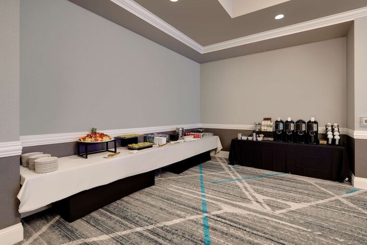 Embassy Suites by Hilton San Rafael at Marin Center