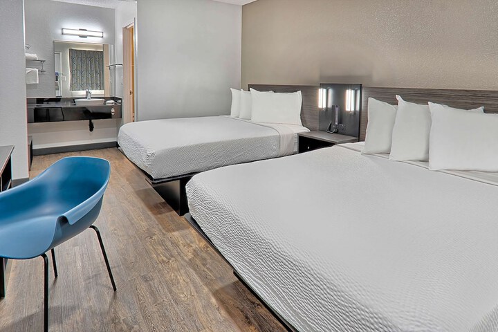 Motel 6 Lancaster CA