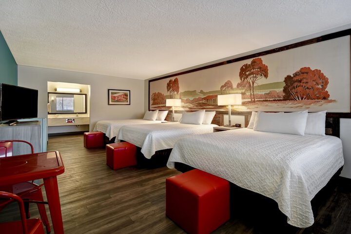Room 21 of 42