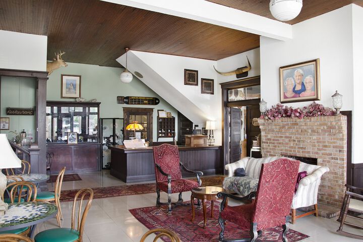 Hotel 5 of 44