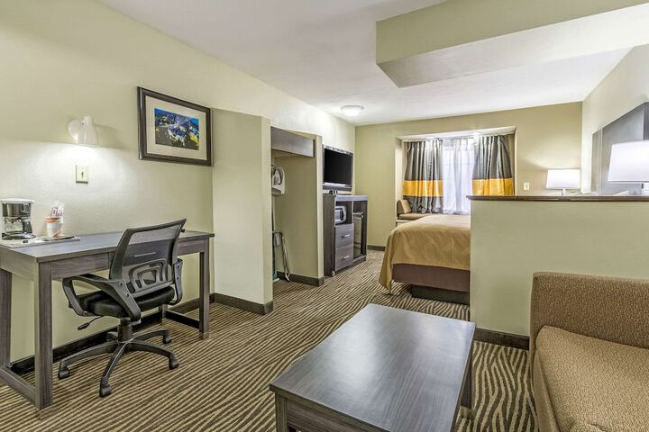 Quality Inn & Suites North Lima - Boardman