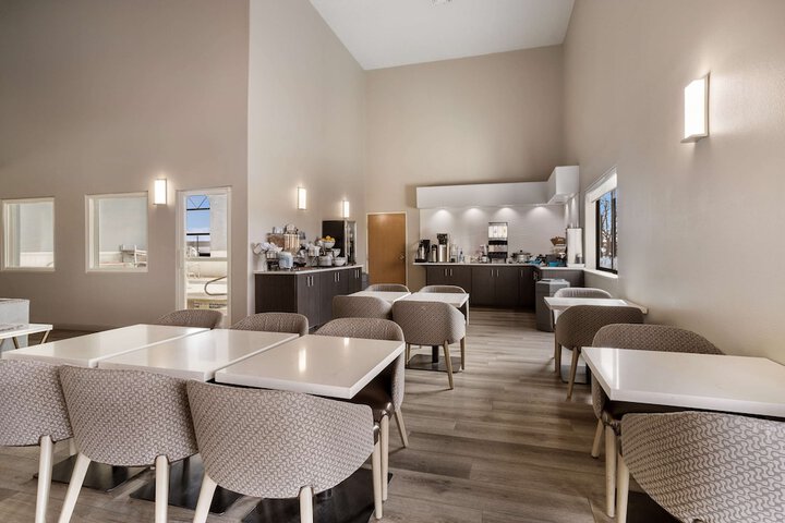 SureStay Hotel by Best Western Grants