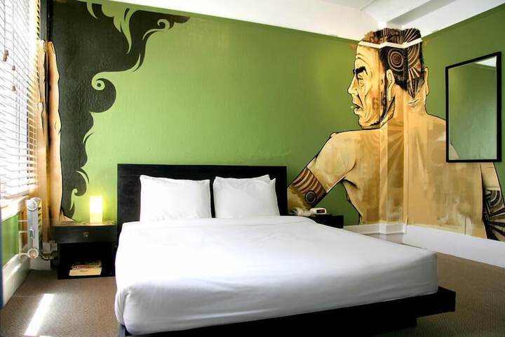 Room 78 of 89