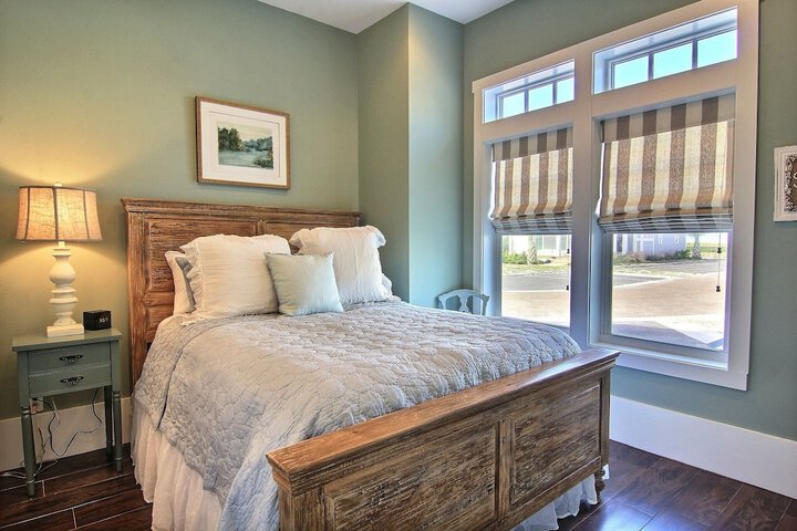 Room 8 of 22