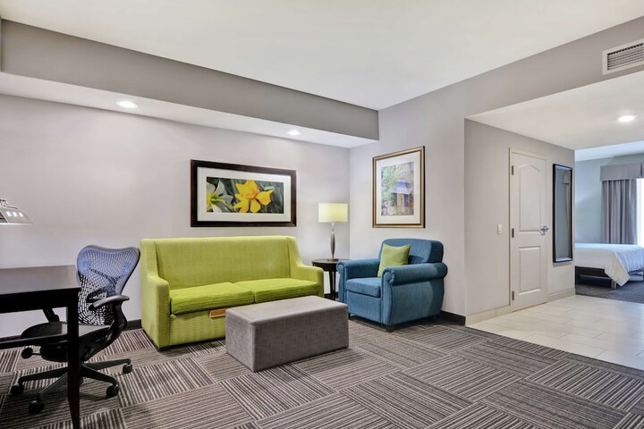 Hilton Garden Inn Fayettevile
