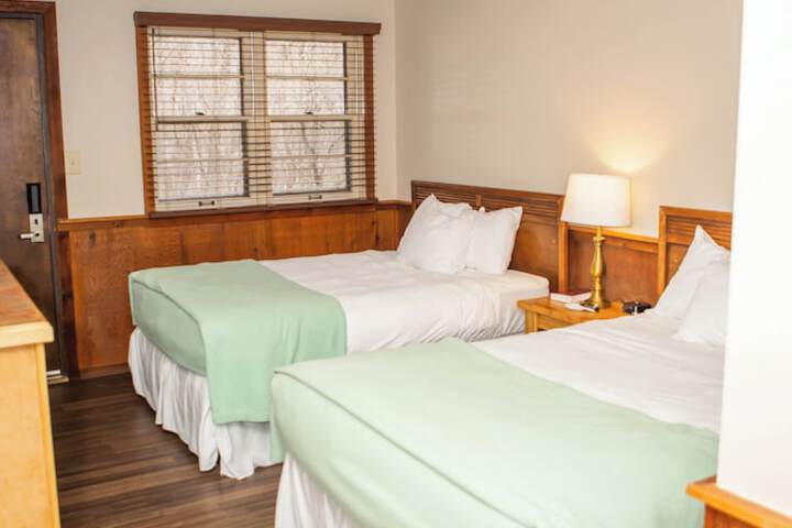 Montauk Lodge