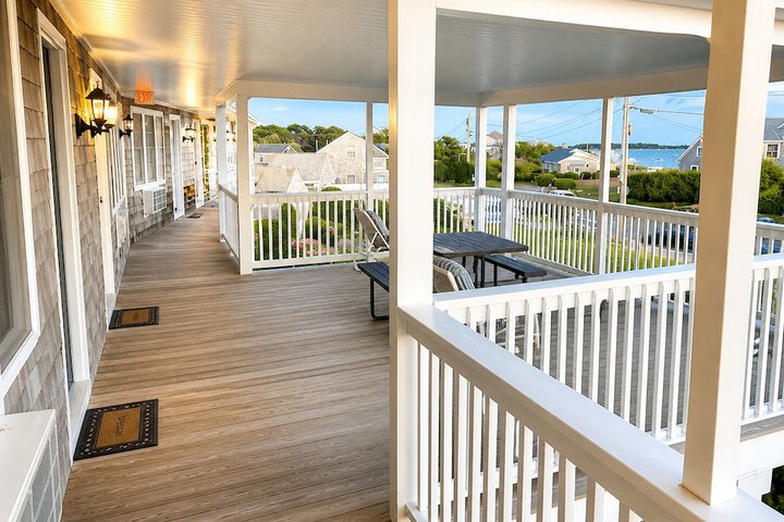 Colonial Acres Resort
