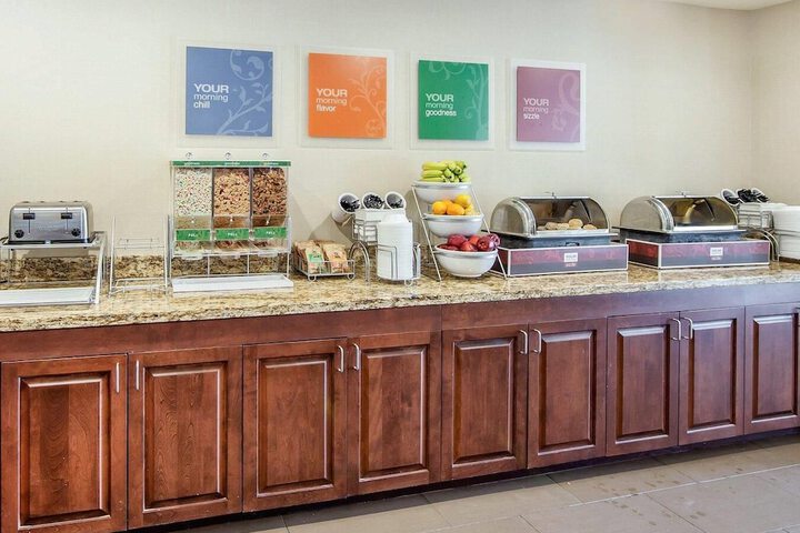Comfort Suites Marietta - Parkersburg