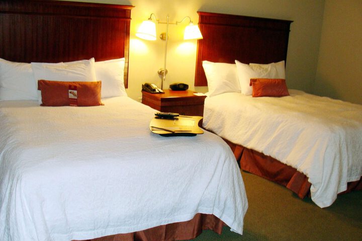 Room 9 of 27