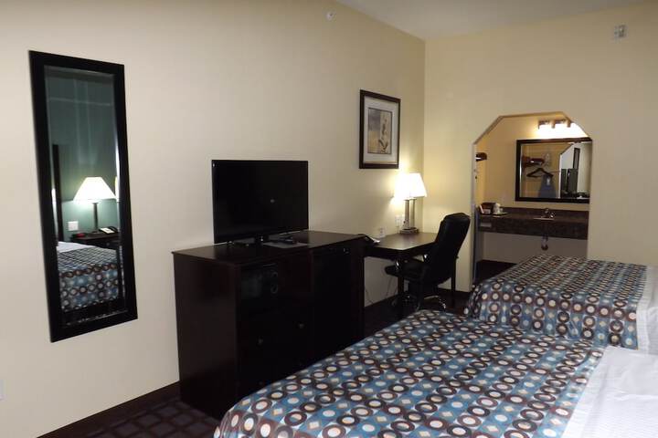 Room 14 of 26