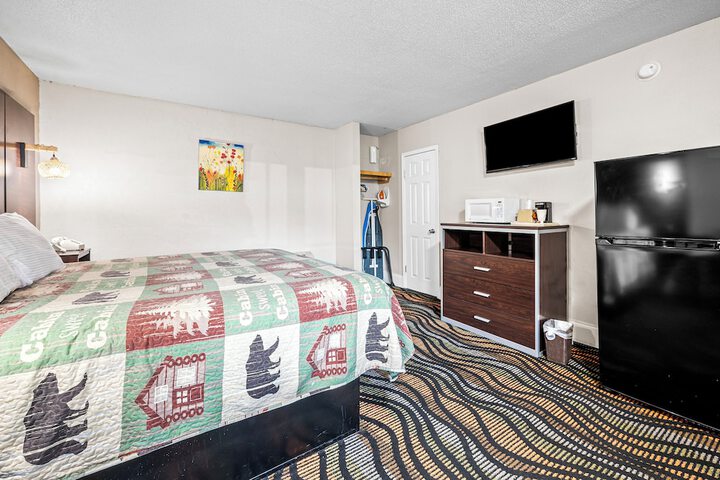Room 65 of 79