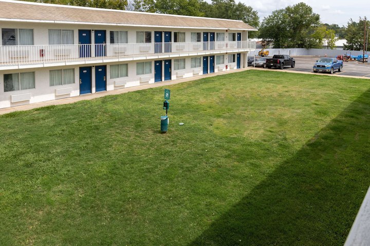 Hotel 5 of 29