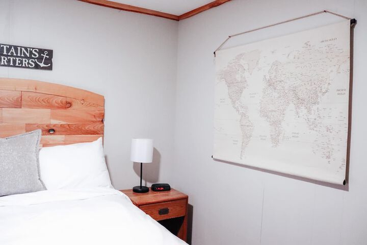 Room 117 of 144
