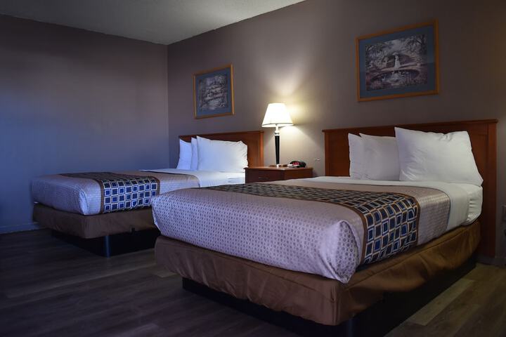 Room 14 of 22