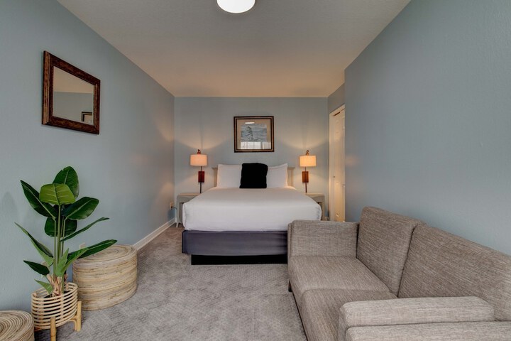 Room 30 of 50