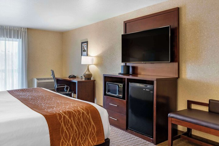 Comfort Inn & Suites Lincoln City