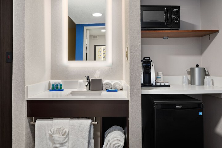 Holiday Inn Express - Atlanta / Kennesaw by IHG