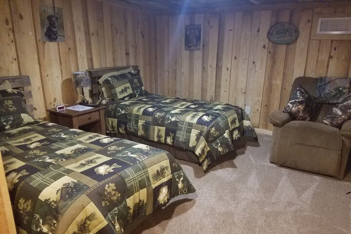 Room 11 of 32
