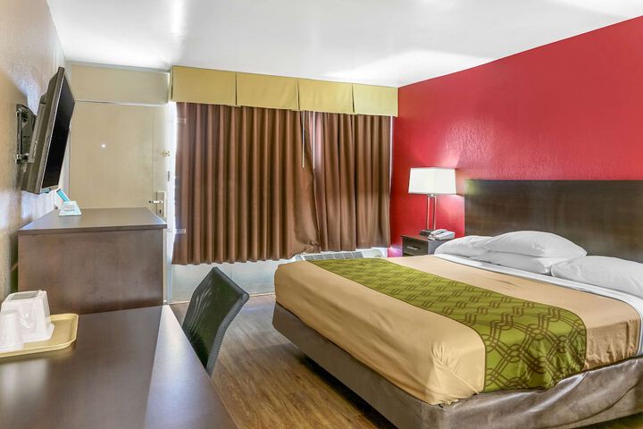 Room 16 of 31