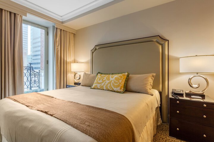 Room 70 of 125