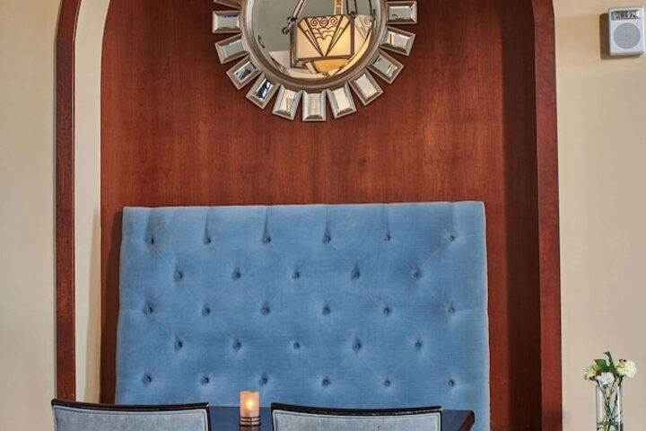 Hotel Alex Johnson Rapid City Curio Collection by Hilton