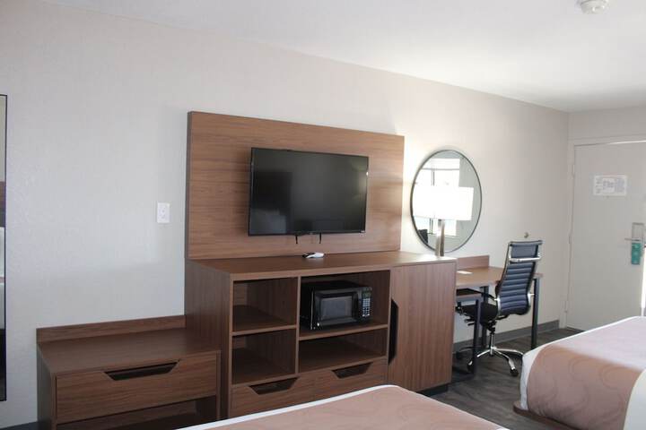 Room 22 of 83