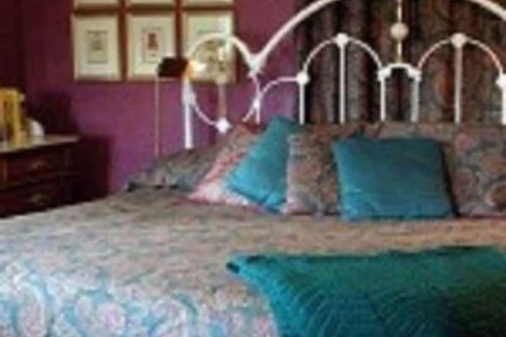 Far View - a Bed & Breakfast Estate