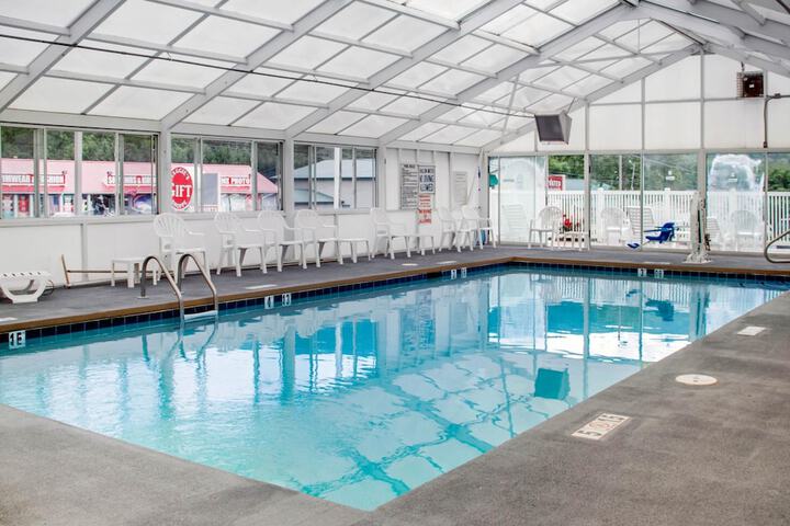Pool 6 of 51