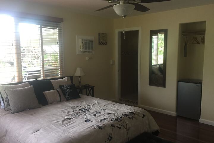 Room 52 of 97