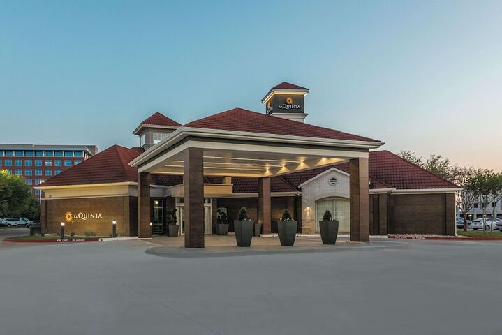 Hotel 2 of 42