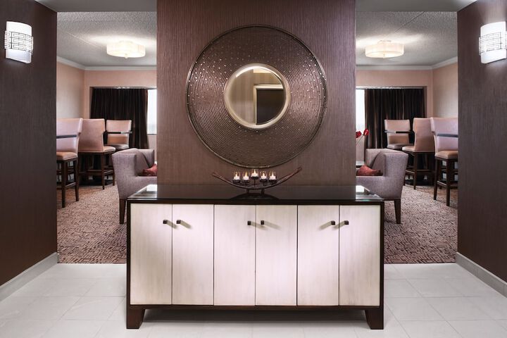 Sheraton Detroit Metro Airport