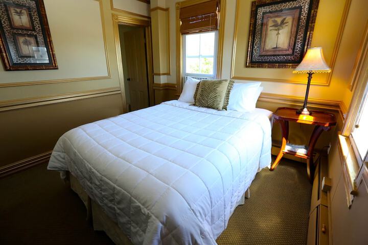 Room 21 of 41