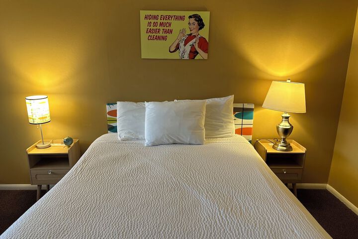 Room 35 of 65