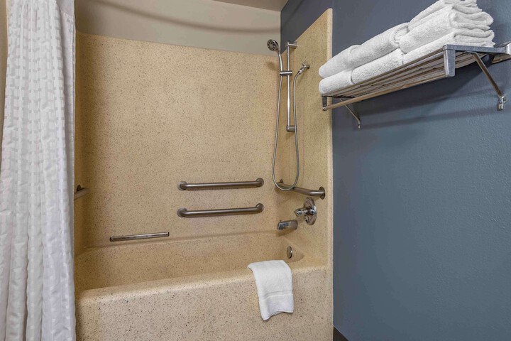Extended Stay America Suites Edison Raritan Center