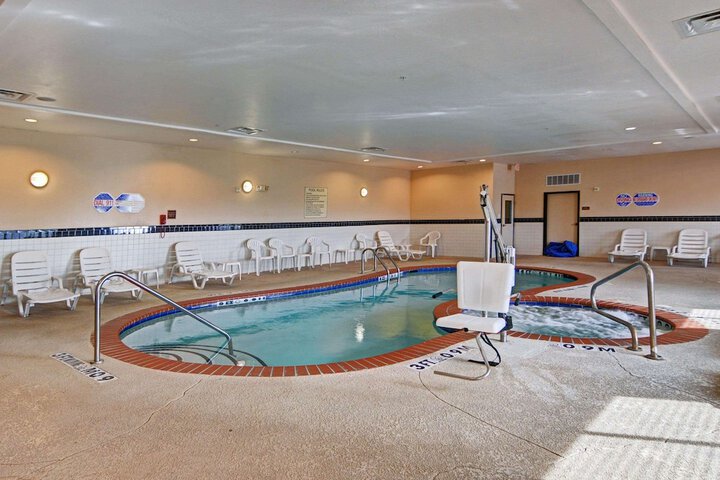 Pool 4 of 45