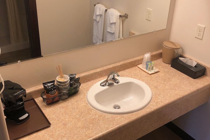 Room 26 of 32