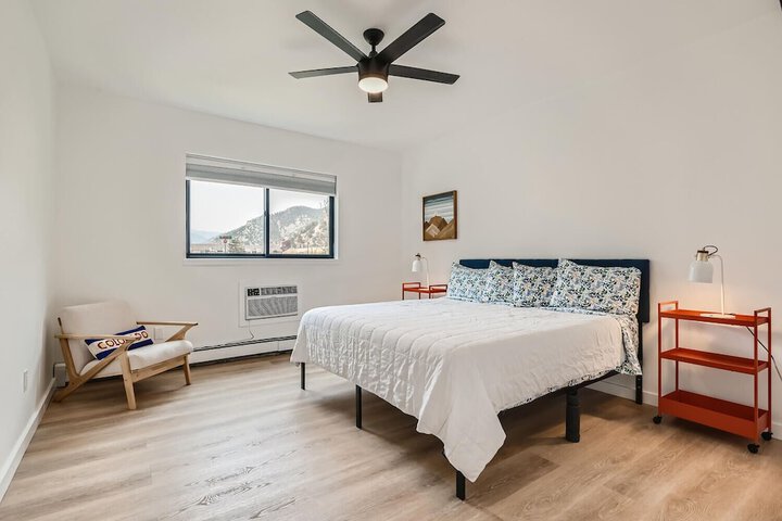 Uplift Inn