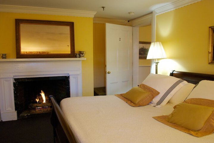 Room 33 of 57