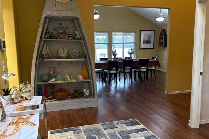 Gearhart Lakefront Vacation Rental