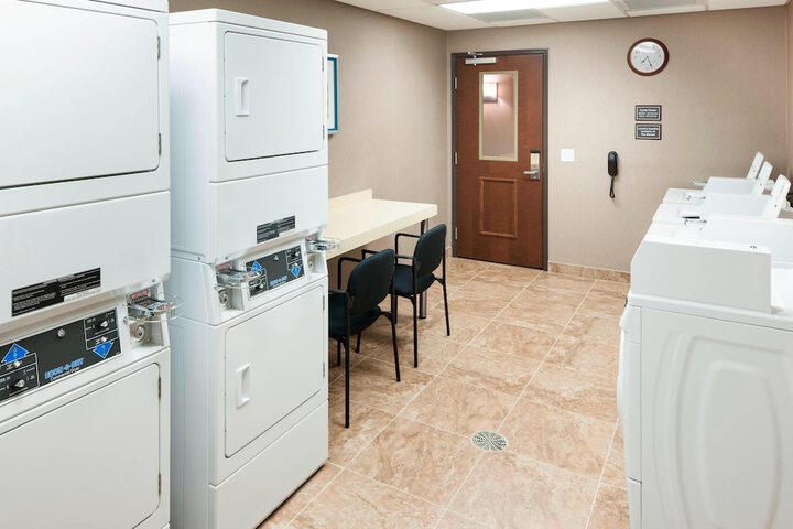 Room 10 of 31