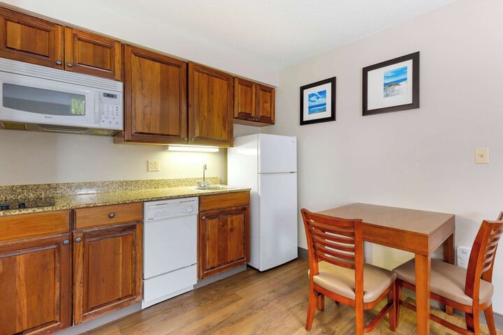 Comfort Inn & Suites Milford