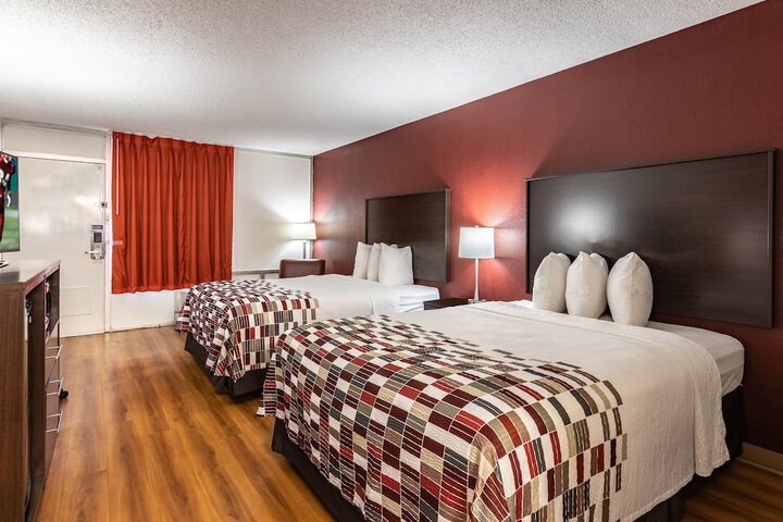 Red Roof Inn Forsyth