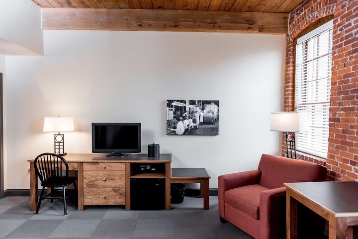 Room 42 of 52
