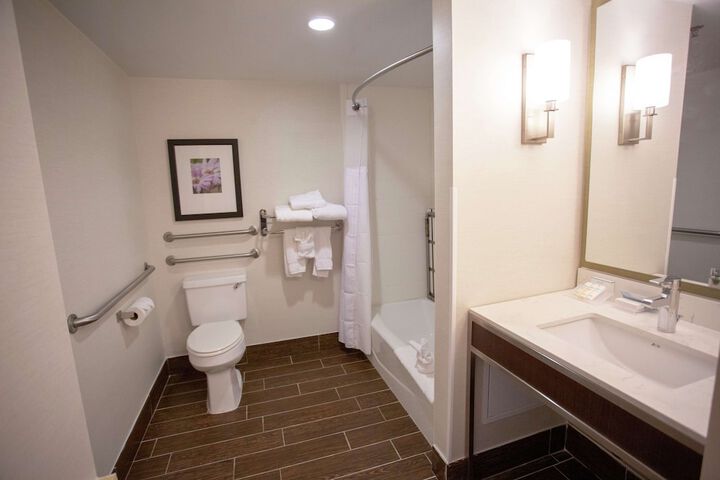 Room 15 of 75