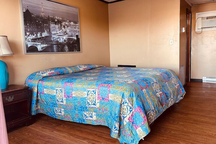 Room 18 of 20