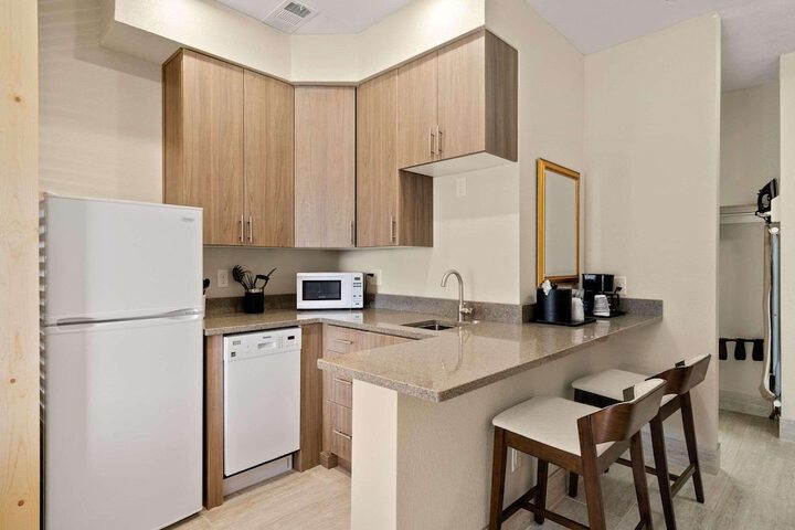 Country Inn & Suites by Radisson Greeley, CO