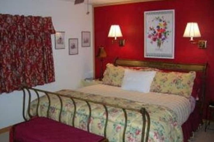 Room 18 of 29
