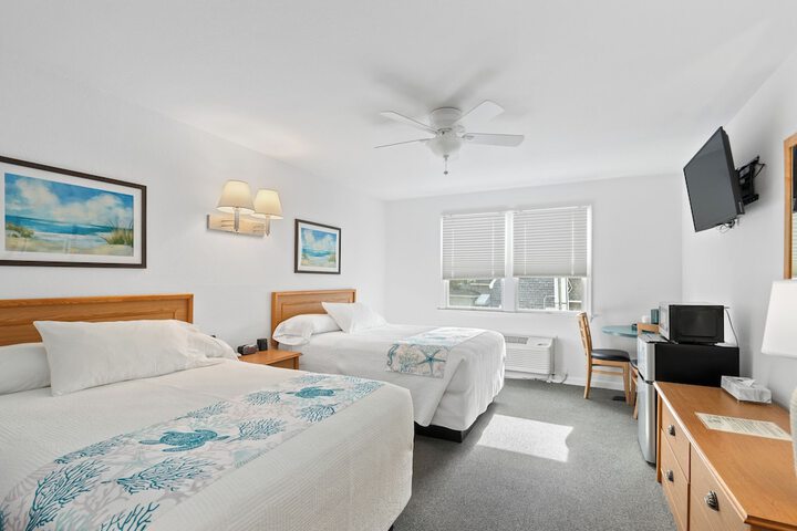 Ocracoke Harbor Inn